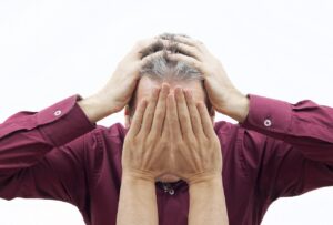 更年期による肩こりや頭痛の対処法は？