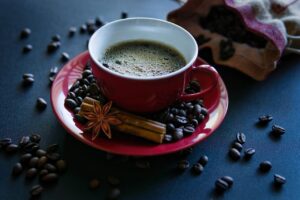 更年期に食欲が増える原因とは何か？